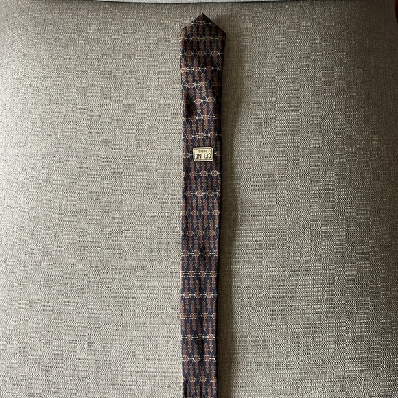 Celine | Vintage Chain Print Interlocking Multicolored Silk Tie - Picture 14 of 16